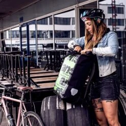 ORTLIEB Messenger Bag Pro 39L -Camp and Hike Shop 313108 06 d 646705